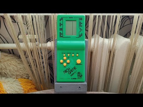 Видео: TETRIS E-9999-1 BRICK GAME ИГРА КАЖДОГО ЧЕЛОВЕКА ИЗ 90-Х ПРИЯТНОГО ПРОСМОТРА