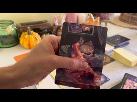 Видео: 🌀🌖📝❤️Този /тази/ , който(която) сънувате иска да Ви каже нещо…. 🧿🍂☁️🪬