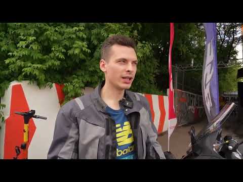 Видео: Новый максискутер SYM Cruisym 300   Первые впечатления после тест драйва в Москве