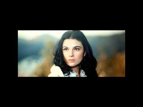 Видео: Юрий ГУЛЯЕВ - В мире есть красавица одна