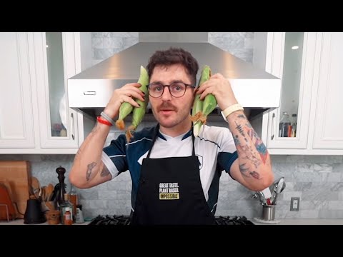 Видео: Как вкусно приготовить Кукурузу ! - Джулиан Соломита (не Дженна Марблс)