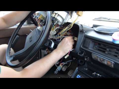 Видео: Установка сигнализации Pantera CL 500 на ВАЗ 2104, 2105, 2107 (часть5)