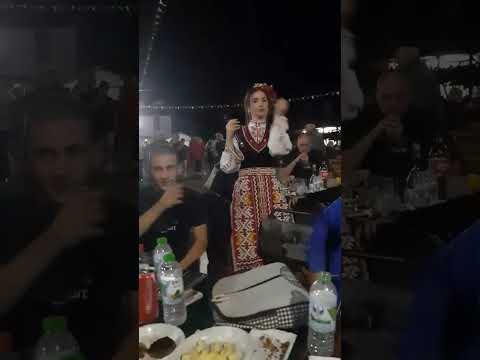 Видео: Оркестър Бургас и Кристина Стойкова