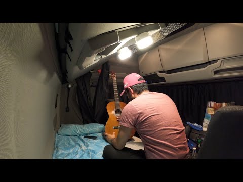 Видео: Кемпинг на грузовике в одиночестве и горячий чай в холодную погоду