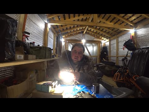 Видео: РАЗМОРОЗКА! МОИ ФОНАРИ ДЛЯ ПОХОДОВ! ГАРАЖНЫЕ ИСТОРИИ!