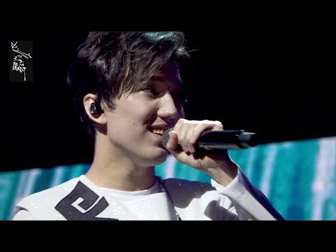 Видео: [FANCAM]Give Me Love -迪玛希Dimash Kudaibergen Димаш Кудайберген,29/06 ARNAU concert
