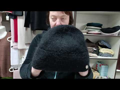 Видео: Жіночі ангорові шапочки і кашкетики 0681736133