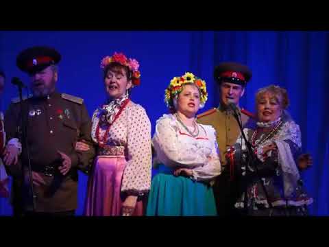 Видео: Течёт речка