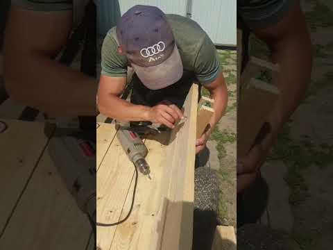 Видео: Делаем телегу для лошади.Привезли сено