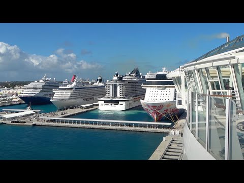 Видео: 6 кораблей прибыли в Нассау!