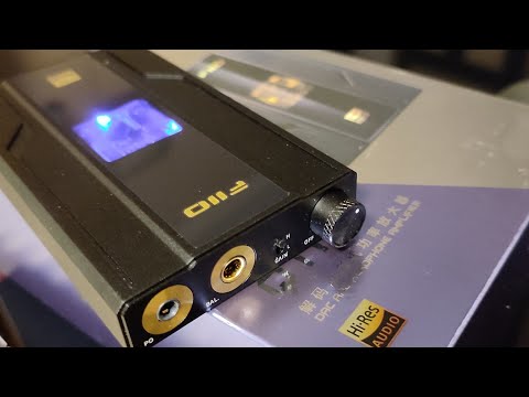 Видео: FIIO Q11 - "Гнездо, гнездо, я дупло". Прекрасное устройство. Задача переиграть Topping G5.