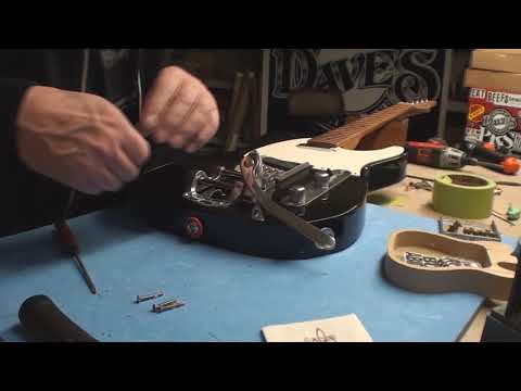 Видео: Telecaster получает установленный Bigsby. Выглядит просто, правда?