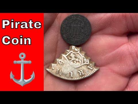 Видео: Невероятные находки металлоискателя: фрагмент восьмерки и другие замечательные вещи