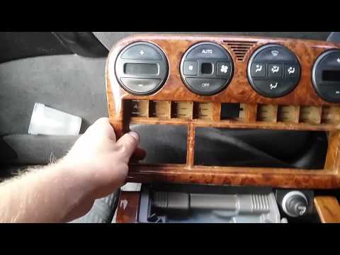Видео: Как заменить панель климат контроля Опель Омега Б 1 часть