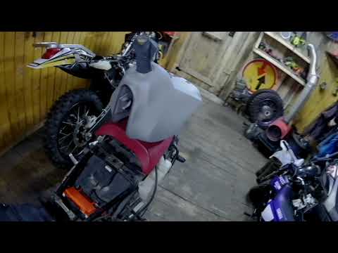 Видео: Ч6. Восстановление YAMAHA TT 250 R Open Enduro / ПОКРАШЕНА РАМА / БОЛЬШИЕ ПРОБЛЕМЫ С БАКОМ