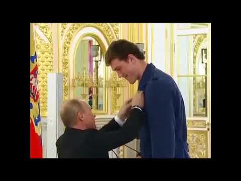 Видео: Ленина Пакет - Карлики два