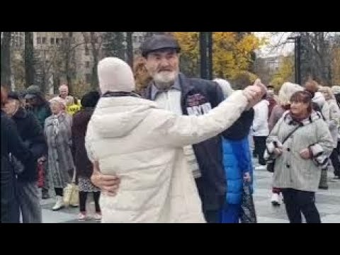 Видео: БЕЗ ЛЮБВИ, БЕЗ ЛАСКИ ПРОПАДАЮ Я! ноябрь 2025