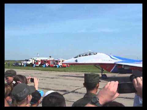 Видео: День авиации 2014 Шагол ЧВВАКУШ, Челябинск. День ВВС 2014.