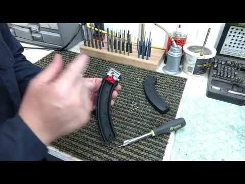 Видео: Как разобрать и почистить магазин Ruger BX25