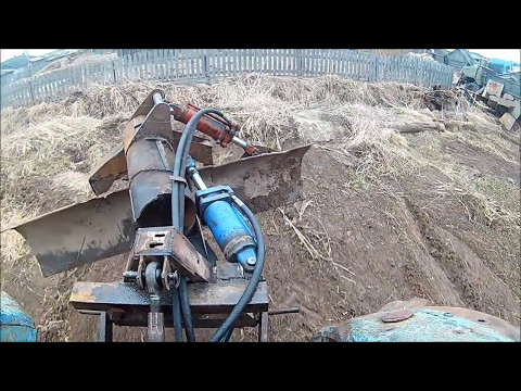 Видео: Самодельный поворотный отвал на заднюю навеску Т-40АМ