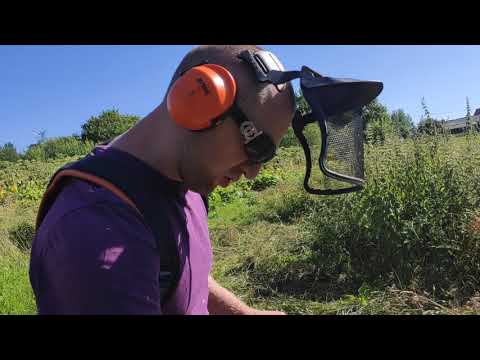 Видео: Впервые кошу траву ножом со Stihl Fs 460c