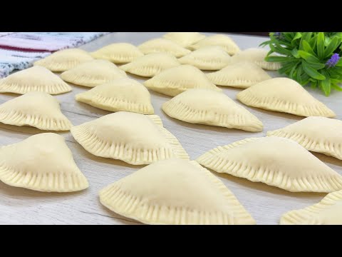 Видео: Когда у вас есть 3 картофелины, приготовьте этот простой и вкусный картофельный хлеб с сыром.