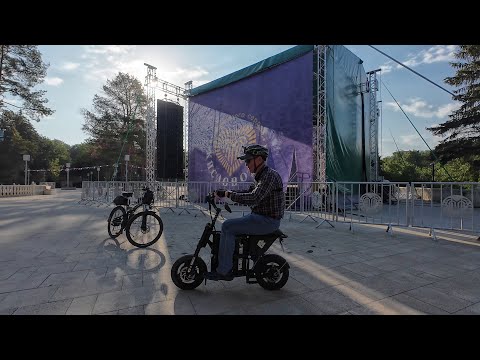 Видео: Кисловодск. На электроскутере WHITE SIBERIA ZVER  и электровеле Hot Wolf в Аликоновское ущелье.