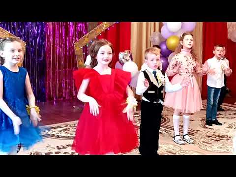 Видео: "МАТЕМАТИКА НАШ ДРУГ"   МУЗЫКАЛЬНАЯ ИГРА НА ВЫПУСКНОЙ - ИГРА С ЦИФРАМИ