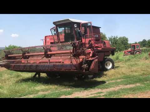 Видео: Проверка и осмотр комбайна перед выездом в поле. ДОН 1500 А (14.07.21)