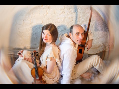 Видео: Стрим нежных песен от Лисашки, ПРЕМЬЕРА ТРЕКА в 23:00! Слушаем с вами!