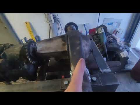 Видео: рама для минитрактора, сложности