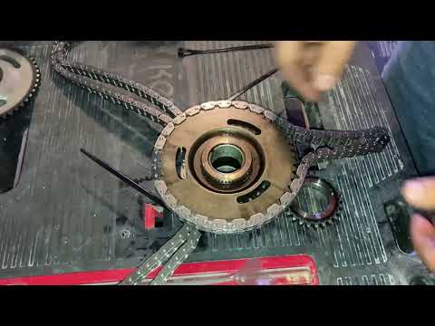 Видео: Как установить комплект цепи ГРМ Dodge, Jeep и Chrysler 3.7L