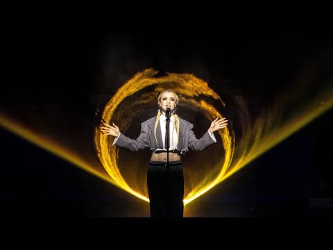 Видео: Моя Мишель - Ветер меняет направление. Премия "Виктория" (live)