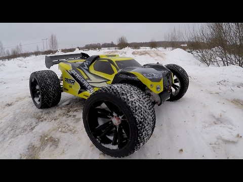 Видео: Тест-драйв BSR Berserker 1/8 ... Ломает пиньон пополам