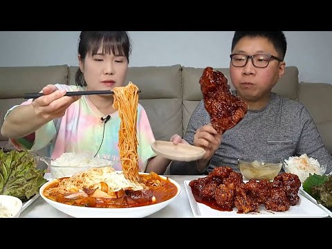 Видео: Горячая, курица, кальмара, мукбанг