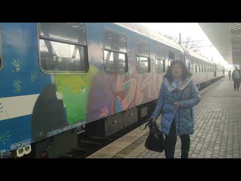 Видео: на Централна гара Септември част 52