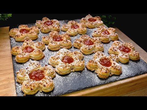 Видео: Воскресное печенье для семьи, слоеные цветочные печенья с грецким орехом и вареньем ☕🌼