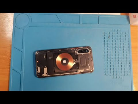 Видео: Xiaomi Mi9 замена аккумулятора батареи вздулась батарея\Ремонт в г. Железнодорожный