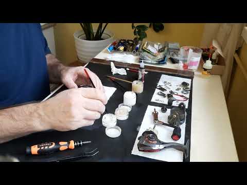 Видео: Ryobi Krieger 2000. ТО и ремонт катушки. Часть 2