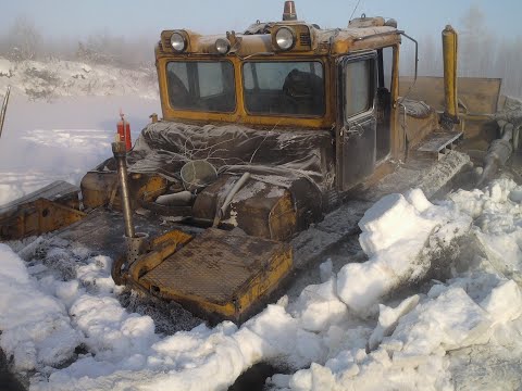 Видео: Мегамощь СССР! Бульдозеры ДЭТ-250, Т-170, толкают СНЕГ!