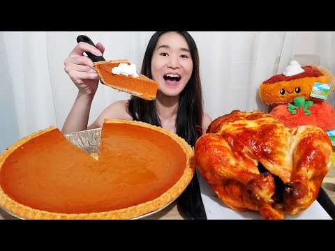 Видео: Гигантский 3-фунтовый тыквенный пирог и жареная курица в Costco! Увлекательное шоу с большими пор...