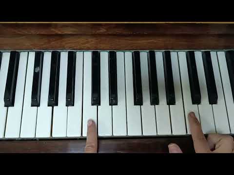 Видео: Играем, называем и поём звукоряд нот 1-й октавы, а также нотки на линеечках и между линейками стана.