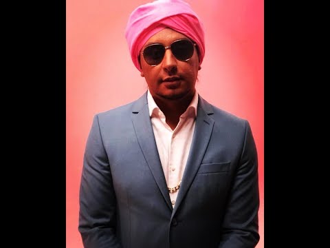 Видео: Satish Qmar (Сатиш Кумар) Legendary showman from India.