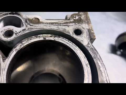 Видео: Хендай солярис 1.6 G4FC 440000 пробег.расход масла и стук поршней.обзор ремонта