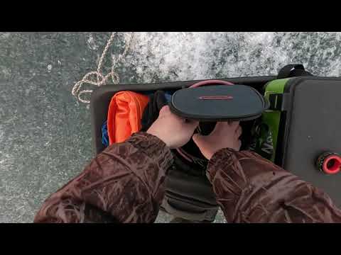 Видео: Первые лещи из подо льда весна 2025 день 1