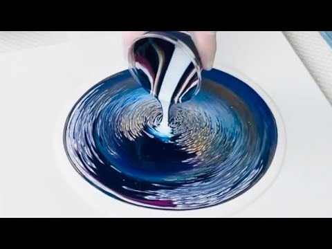 Видео: Эта заливочная живопись вас удивит!