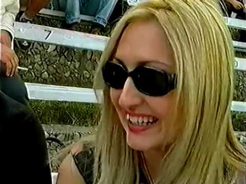 Видео: Диана и Стефан Митров - Над Пирин слънце грее - Пирин фолк (2001)