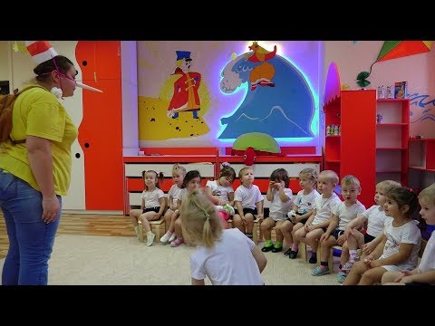 Видео: 1 СЕНТЯБРЯ. День знаний в детском саду