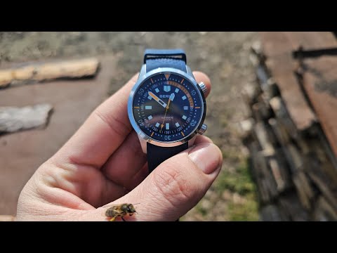 Видео: Berny AM439M пожалуй лучшие часы с Aliexpress. Невероятный люминафор! Сапфир с 2-х сторон