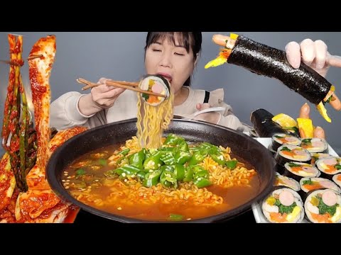 Видео: Кимбап, нишевая рамен 🍜 Сильби кимчи, Сильби па кимчи 🌶 мокбан